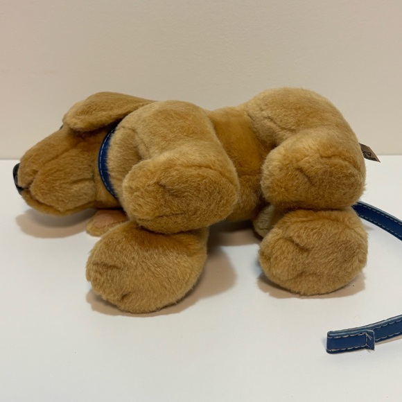 Keel Toys Labrador Puppy On Leash Plush - Picture 6 of 10